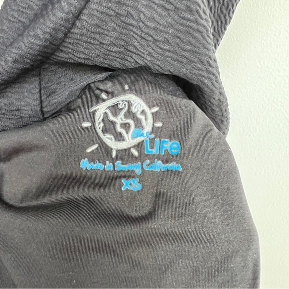 NWOT Blue Life Black One Piece Size XS - Picture 6 of 6